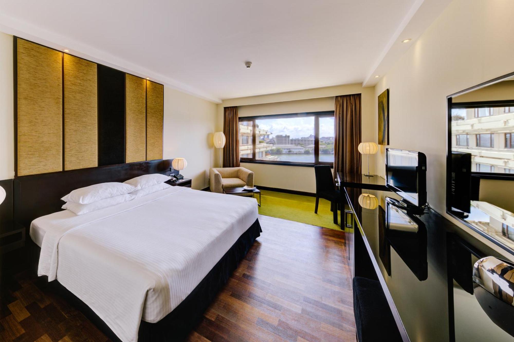 Cinnamon Lakeside Colombo Eksteriør bilde Deluxe room