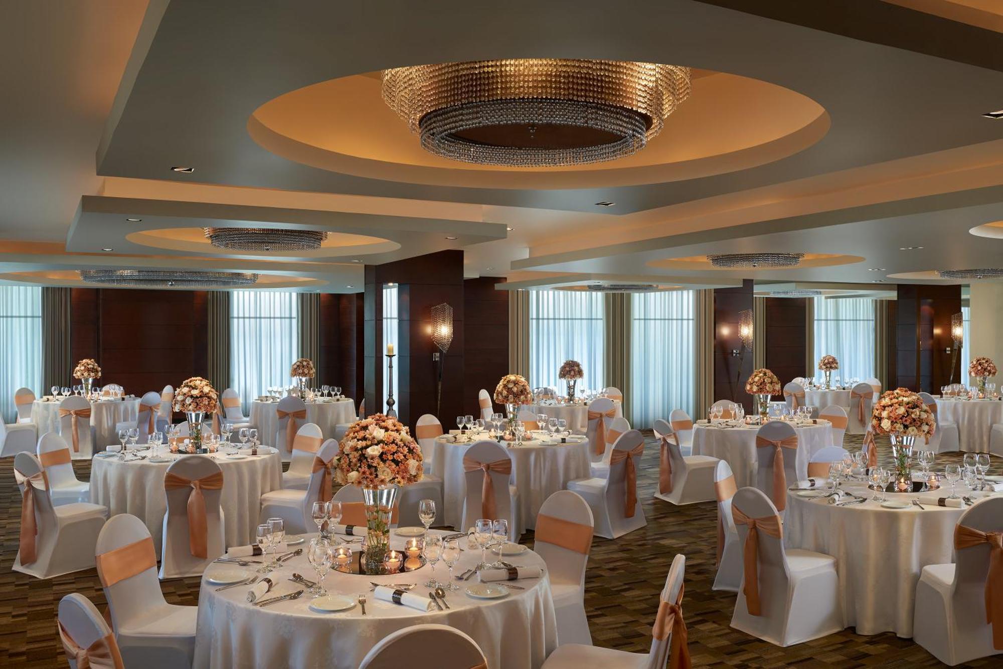 Cinnamon Lakeside Colombo Eksteriør bilde The ballroom at the hotel