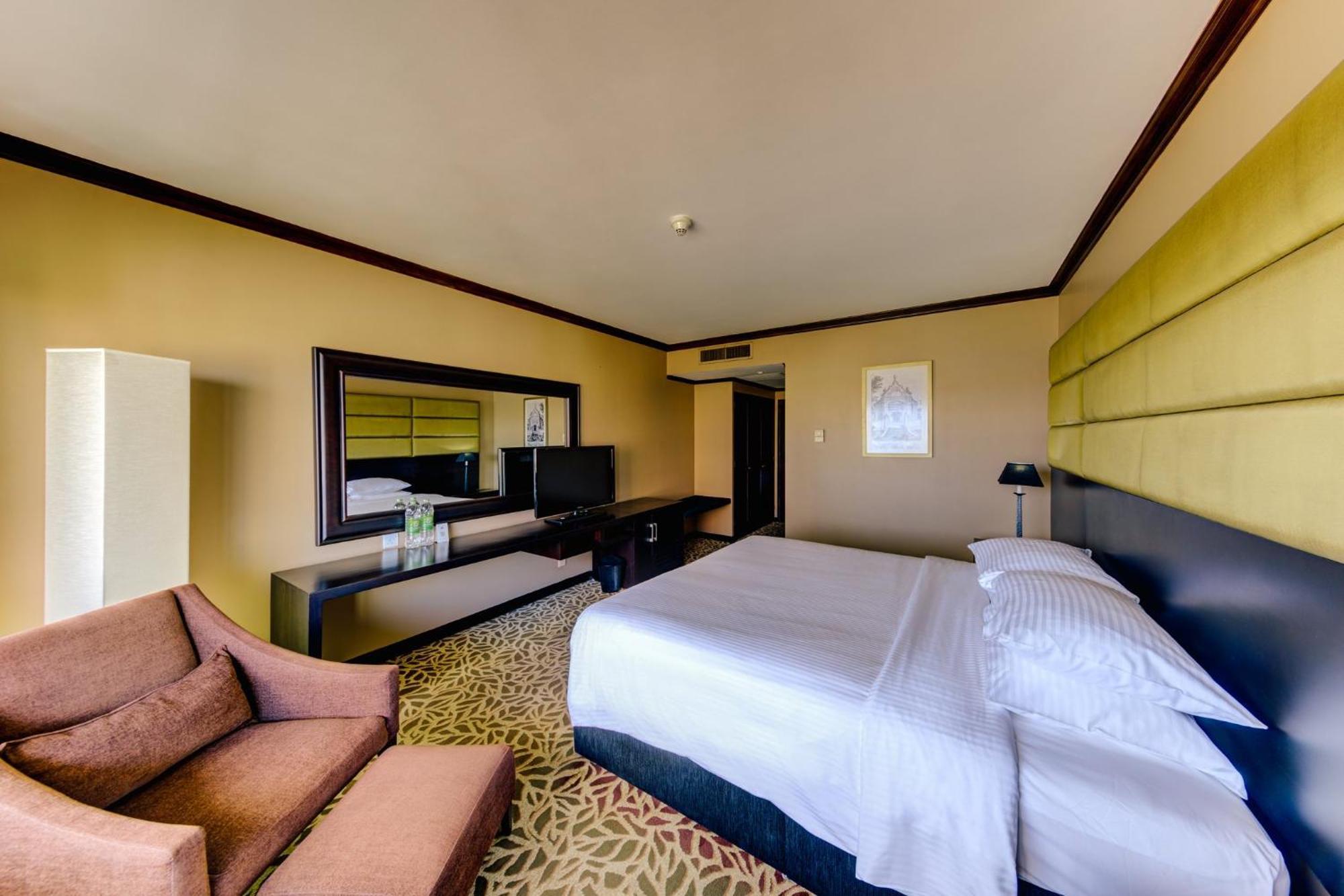 Cinnamon Lakeside Colombo Eksteriør bilde Deluxe Room