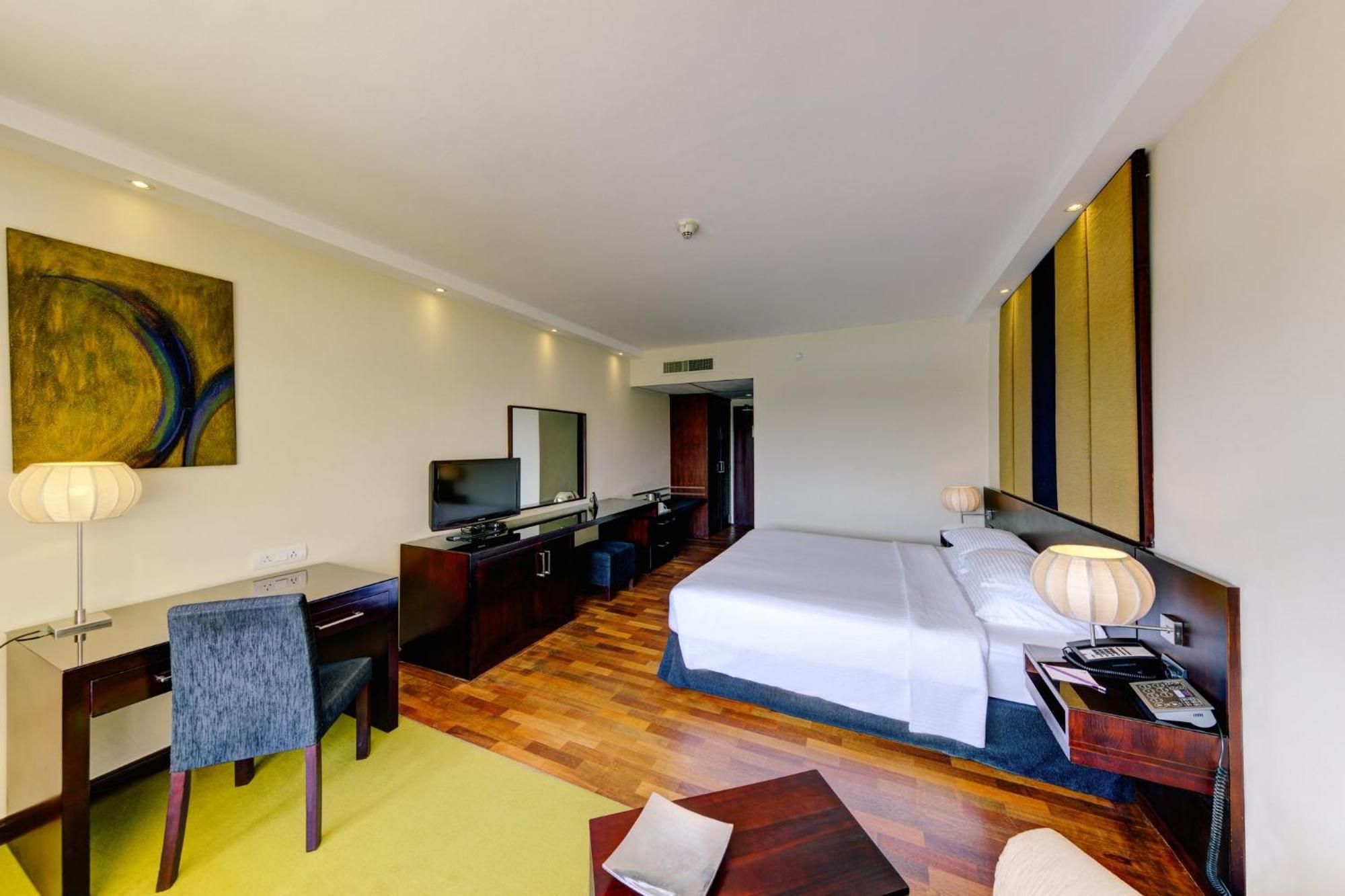 Cinnamon Lakeside Colombo Eksteriør bilde Deluxe Room